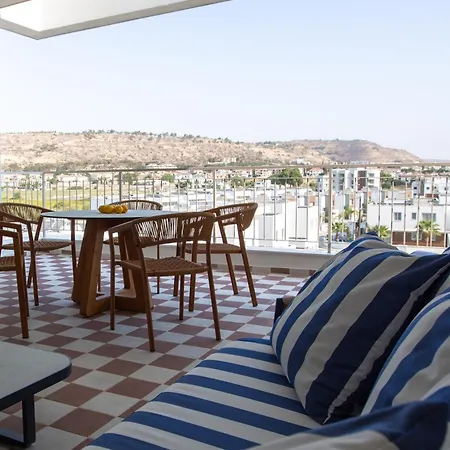 Larnaca Liv & Co Aparthotel