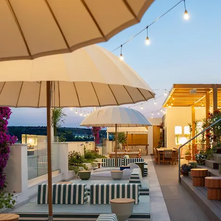 Larnaca Liv & Co 4* Voroklini