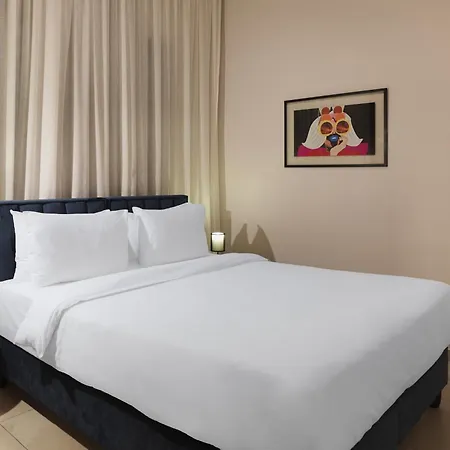 Larnaca Liv & Co Aparthotel 4*