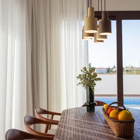 Larnaca Liv & Co Aparthotel
