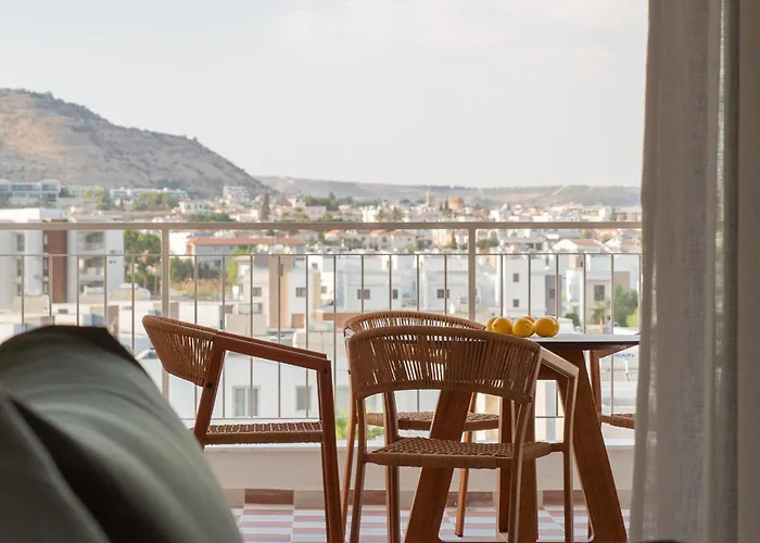 アパートホテル Liv & Co & 4*