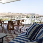 Larnaca Liv & Co Апарт-отель