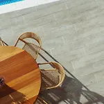 Larnaca Liv & Co Вороклини