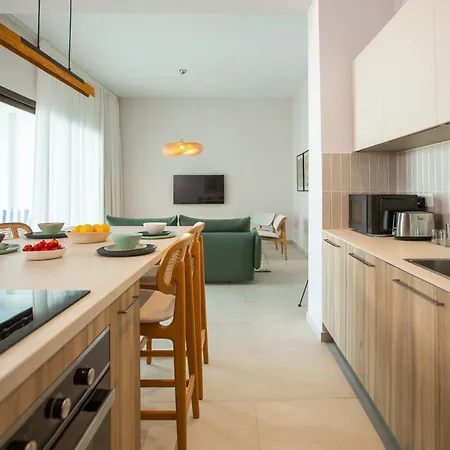 Appart hôtel Liv&co Suites&villas 4*