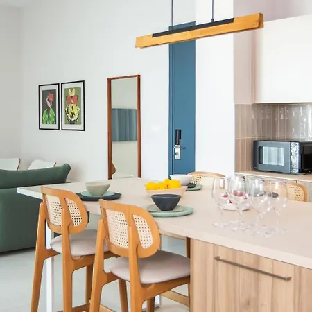 Appart hôtel Liv&co Suites&villas Oroklini