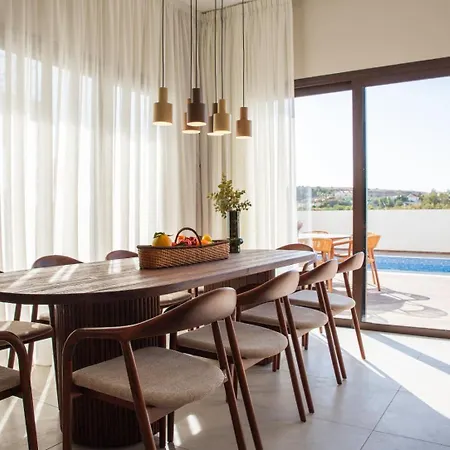 Liv&co Suites&villas Oroklini