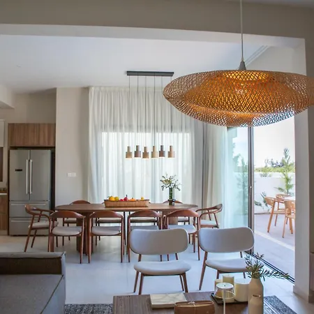 Liv&co Suites&villas Oroklini