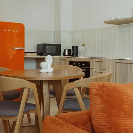 Liv&co Suites&villas 4*