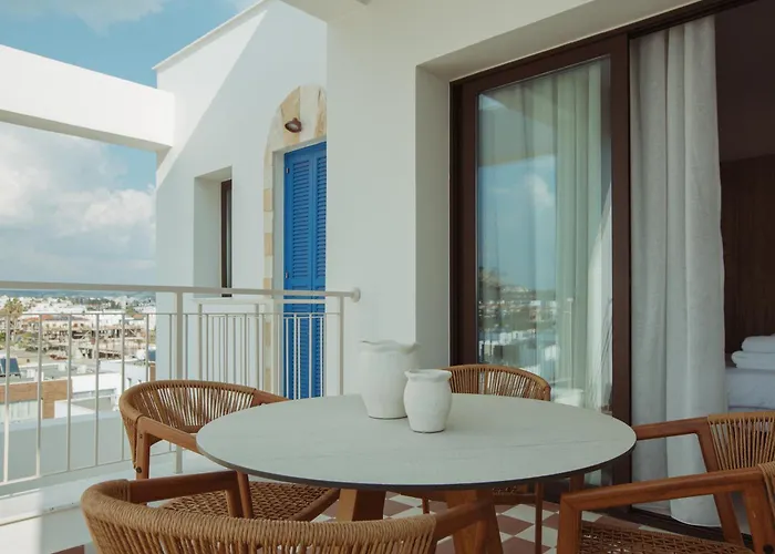 Aparthotel Liv&co Suites&villas